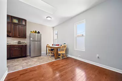 1527 W 18th Place, Chicago, IL 60608 - Photo 17