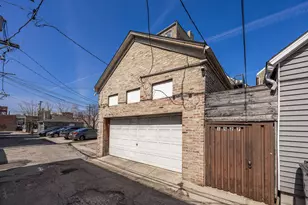 1527 W 18th Pl, Chicago, IL 60608 - Photo 35