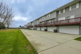 384 Raven Dr, Manteno, IL 60950 - Photo 19