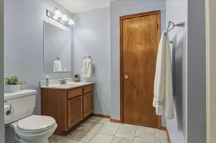 1 Quail Ct, Downs, IL 61736 - Photo 29