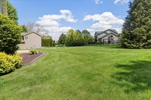 1 Quail Ct, Downs, IL 61736 - Photo 37