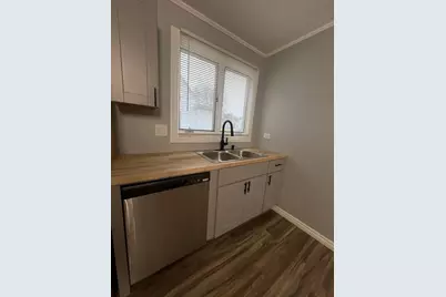 2325 S 11th Avenue, Broadview, IL 60155 - Photo 5