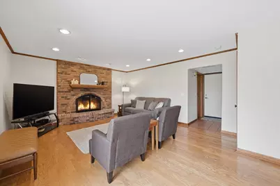 6718 Breckenridge Road, Lisle, IL 60532 - Photo 13