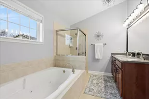 115 Ashton Ln, Crystal Lake, IL 60014 - Photo 17