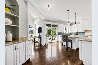 116 S Prospect Avenue, Clarendon Hills, IL 60514 - Photo 13