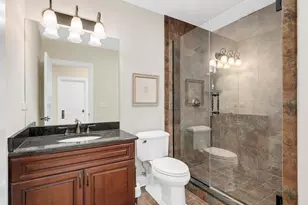 116 S Prospect Ave, Clarendon Hills, IL 60514 - Photo 23