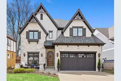 116 S Prospect Avenue, Clarendon Hills, IL 60514 - Photo 1