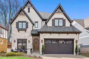 116 S Prospect Ave, Clarendon Hills, IL 60514 - Photo 1