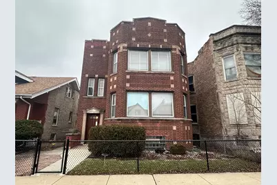 6636 S Marquette Drive, Chicago, IL 60637 - Photo 1