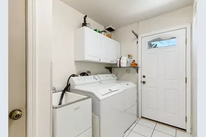 7241 N Lowell Avenue, Lincolnwood, IL 60712 - Photo 29