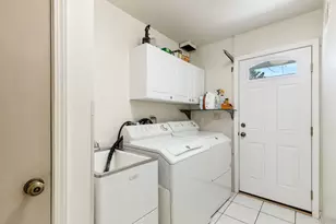 7241 N Lowell Ave, Lincolnwood, IL 60712 - Photo 29