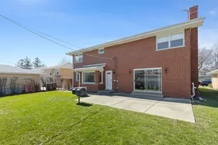 7241 N Lowell Ave, Lincolnwood, IL 60712 - Photo 31