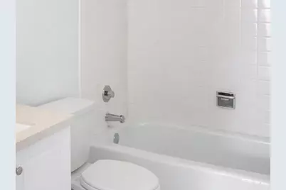 1050 Holbrook Road #I, Homewood, IL 60430 - Photo 11
