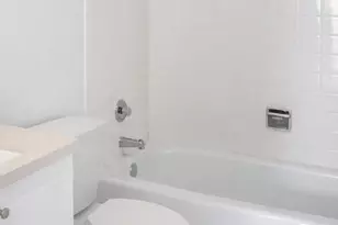 1050 Holbrook Rd, Homewood, IL 60430 - Photo 11