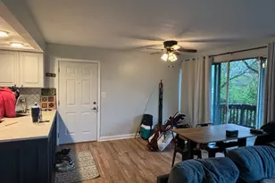 5516 E Lake Dr, Lisle, IL 60532 - Photo 5