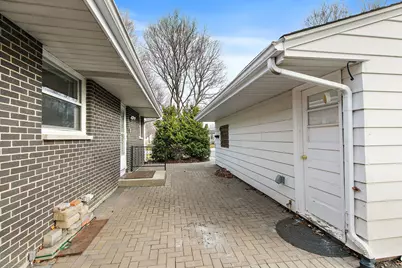 1000 Jackson Avenue, Saint Charles, IL 60174 - Photo 27