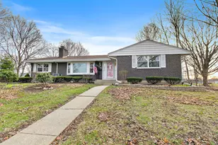 1000 Jackson Ave, Saint Charles, IL 60174 - Photo 1