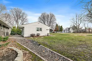 1000 Jackson Ave, Saint Charles, IL 60174 - Photo 27