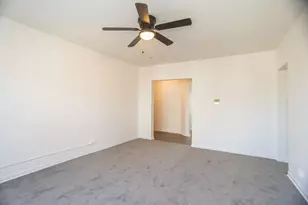 6405 N Hamilton Ave, Chicago, IL 60645 - Photo 3