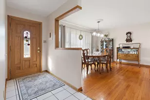7112 W 114th Pl, Worth, IL 60482 - Photo 5