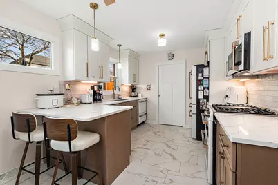 7112 W 114th Place, Worth, IL 60482 - Photo 9