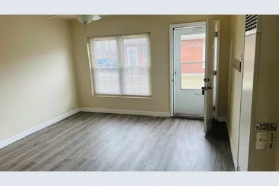 12827 Irving Avenue #4, Blue Island, IL 60406 - Photo 3