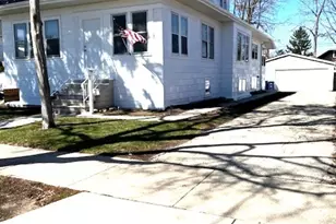 1548 Campbell Ave, Des Plaines, IL 60016 - Photo 1