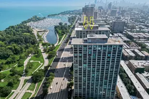 3600 N Lake Shore Dr, Chicago, IL 60613 - Photo 1