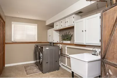 204 S Iowa Avenue, Addison, IL 60101 - Photo 35