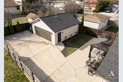 204 S Iowa Avenue, Addison, IL 60101 - Photo 45