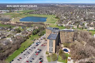 1 Renaissance Pl, Palatine, IL 60067 - Photo 33