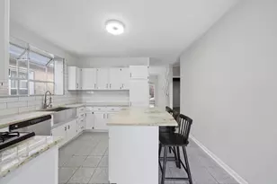 7825 W Cressett Dr, Elmwood Park, IL 60707 - Photo 11