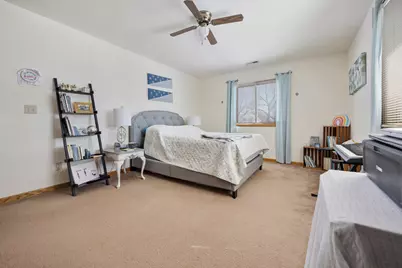 326 Edward Street, Sycamore, IL 60178 - Photo 17