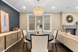 3833 N Claremont Ave, Chicago, IL 60618 - Photo 9