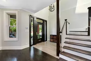 3833 N Claremont Ave, Chicago, IL 60618 - Photo 5