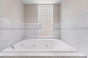 3833 N Claremont Ave, Chicago, IL 60618 - Photo 19