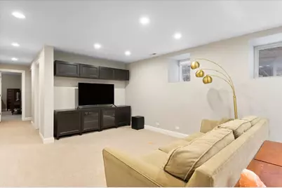 3833 N Claremont Avenue, Chicago, IL 60618 - Photo 25