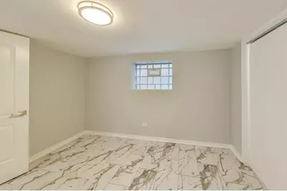 10229 S Calumet Avenue, Chicago, IL 60628 - Photo 35