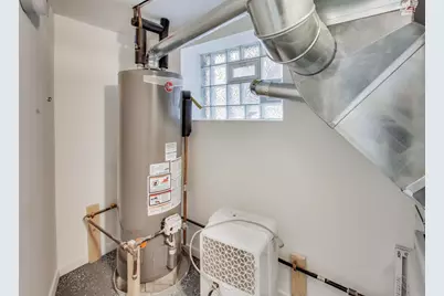 10229 S Calumet Avenue, Chicago, IL 60628 - Photo 39