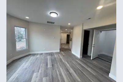 11844 S Lowe Avenue, Chicago, IL 60628 - Photo 9