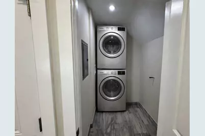 11844 S Lowe Avenue, Chicago, IL 60628 - Photo 7