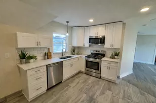 11844 S Lowe Ave, Chicago, IL 60628 - Photo 5