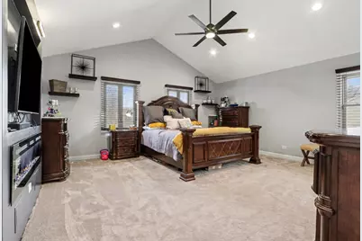 215 E Brookwood Lane E, Bolingbrook, IL 60440 - Photo 19