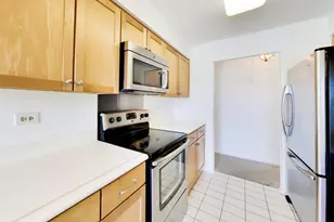 1280 Rudolph Rd, Northbrook, IL 60062 - Photo 9