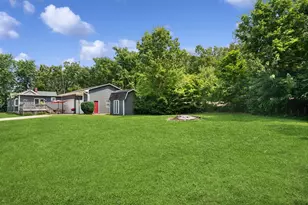 34 N Adams St, Oswego, IL 60543 - Photo 23