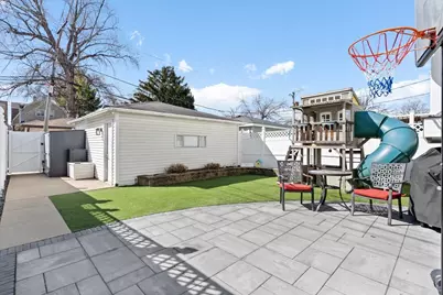 3834 N Milwaukee Court, Chicago, IL 60641 - Photo 27