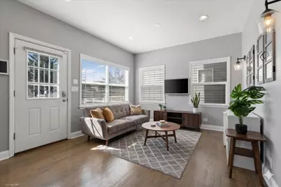 3834 N Milwaukee Court, Chicago, IL 60641 - Photo 11