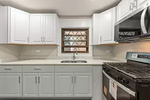 5817 W 64th St, Chicago, IL 60638 - Photo 3