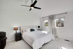 130 Whitehall Ct, Grayslake, IL 60030 - Photo 15