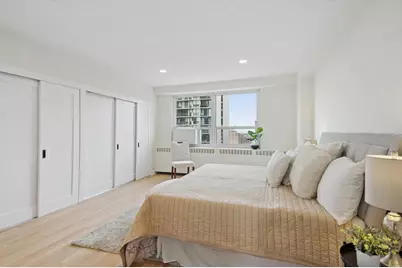 3180 N Lake Shore Drive #13C, Chicago, IL 60657 - Photo 19